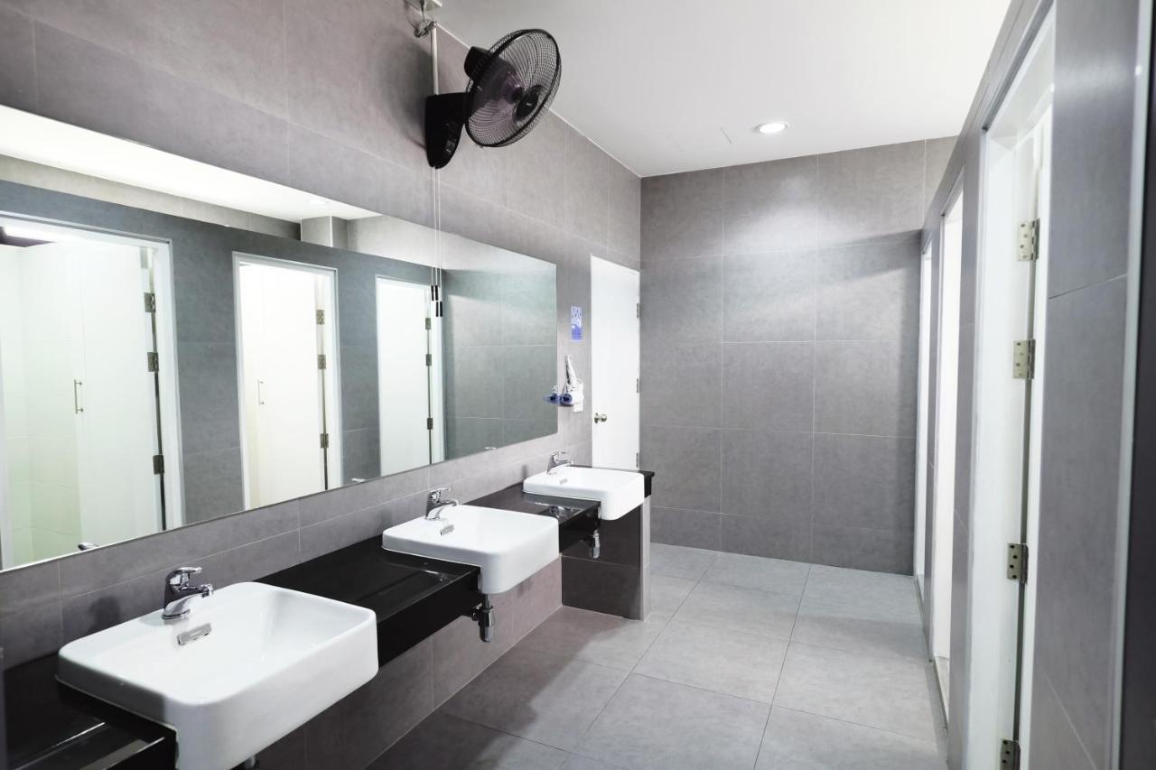 Wayha Hostel Don Mueang Airport Bangkok Ngoại thất bức ảnh