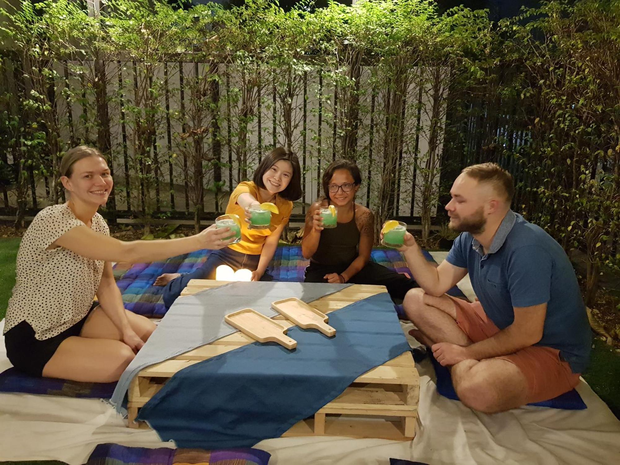 Wayha Hostel Don Mueang Airport Bangkok Ngoại thất bức ảnh
