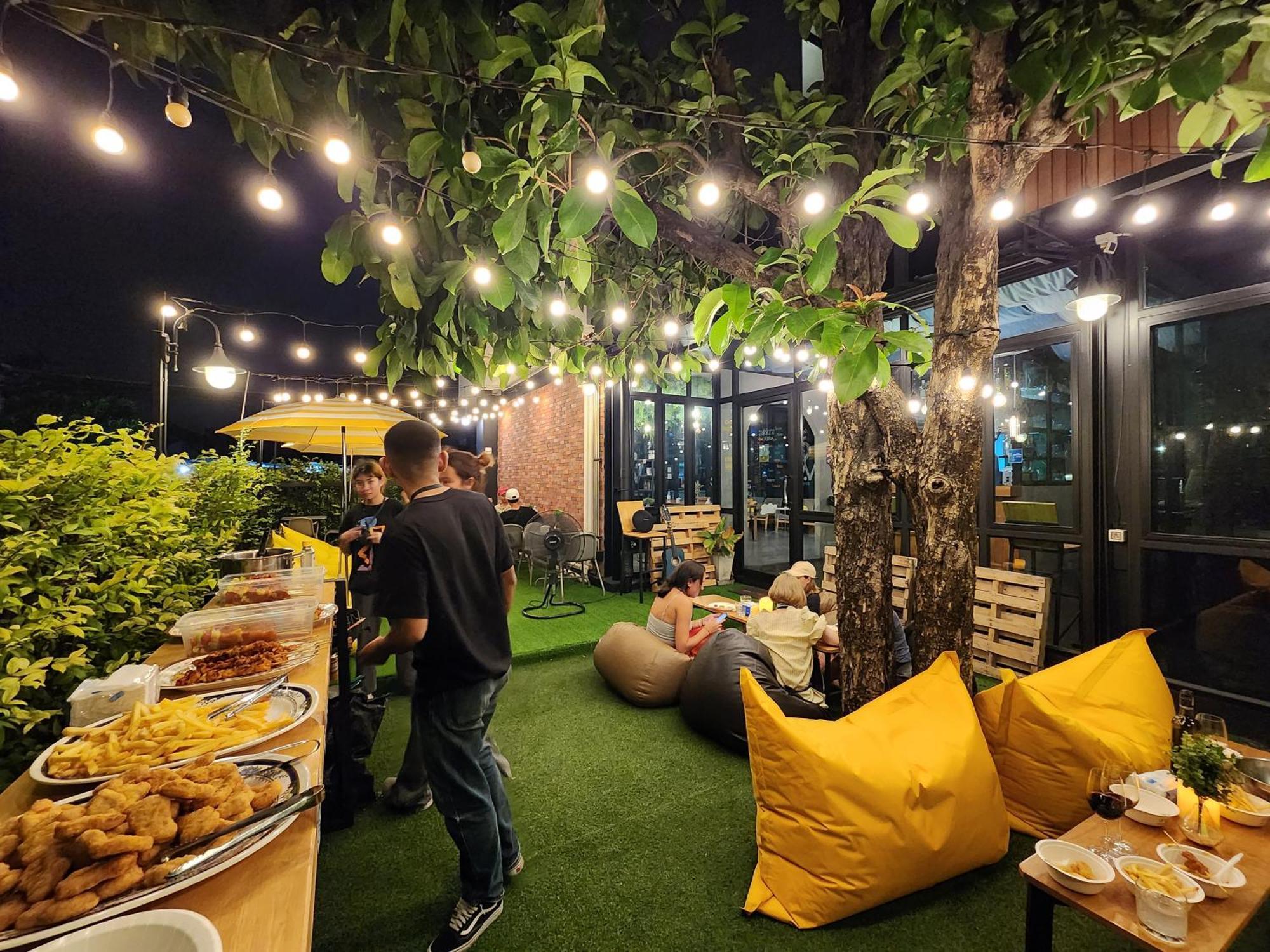 Wayha Hostel Don Mueang Airport Bangkok Ngoại thất bức ảnh