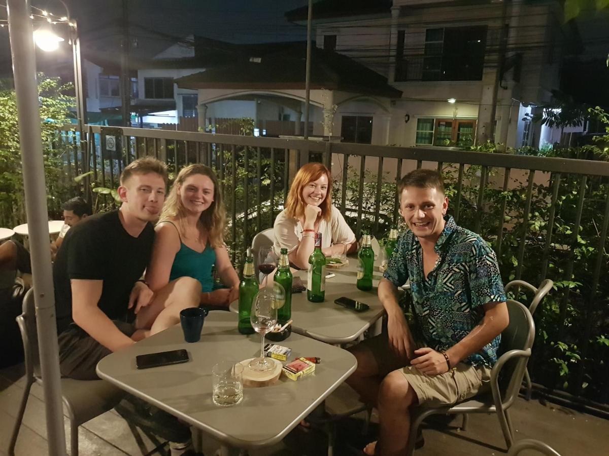 Wayha Hostel Don Mueang Airport Bangkok Ngoại thất bức ảnh